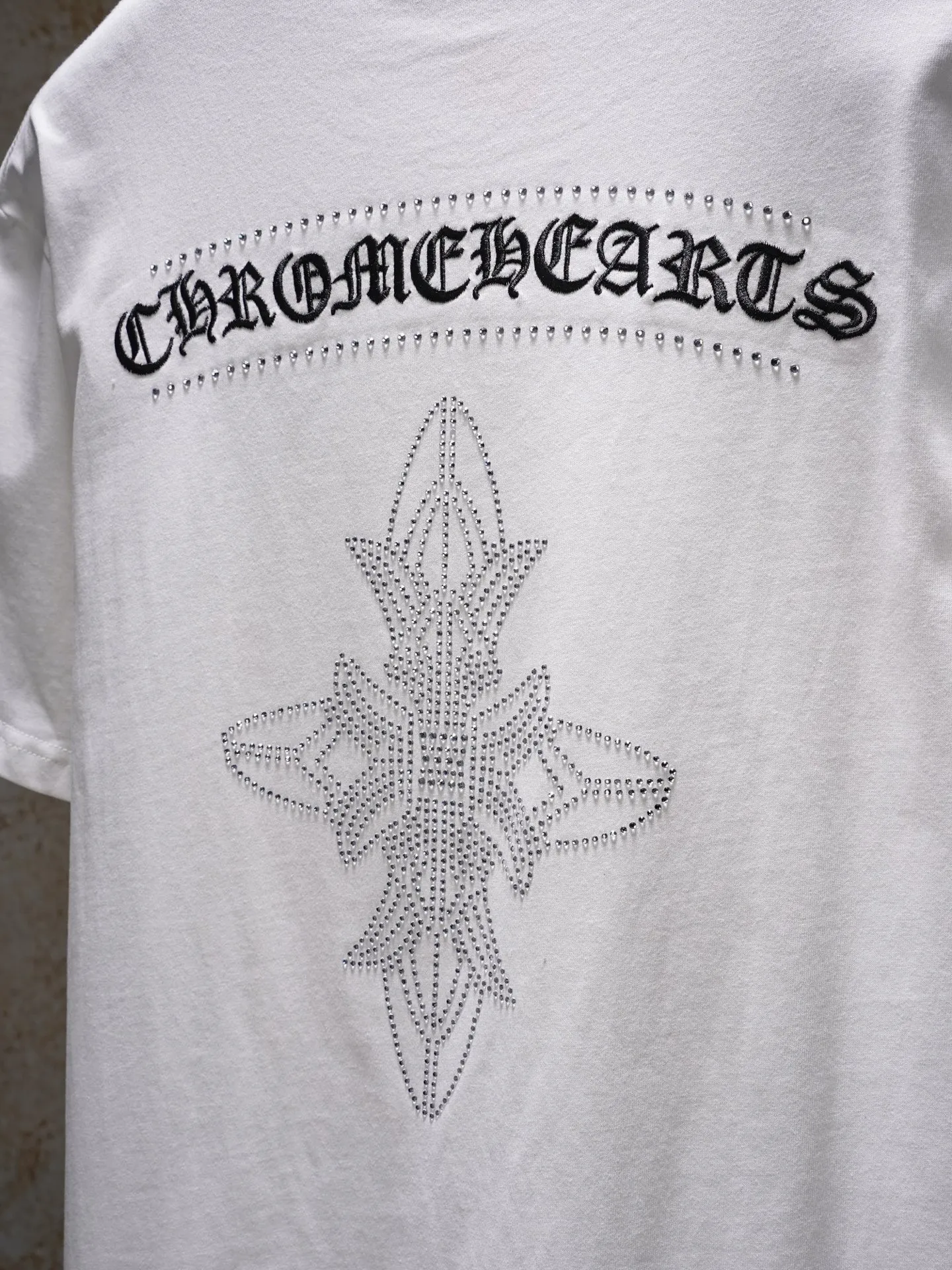 100 Chtome Hearta/ T g， ， 。 Same Style , 。 ， Series， 。 ! ， ， 。 ， ， ， ， ！ ， ，Breathable ， ， ， ， ！ ：Black、White Size：S-XL